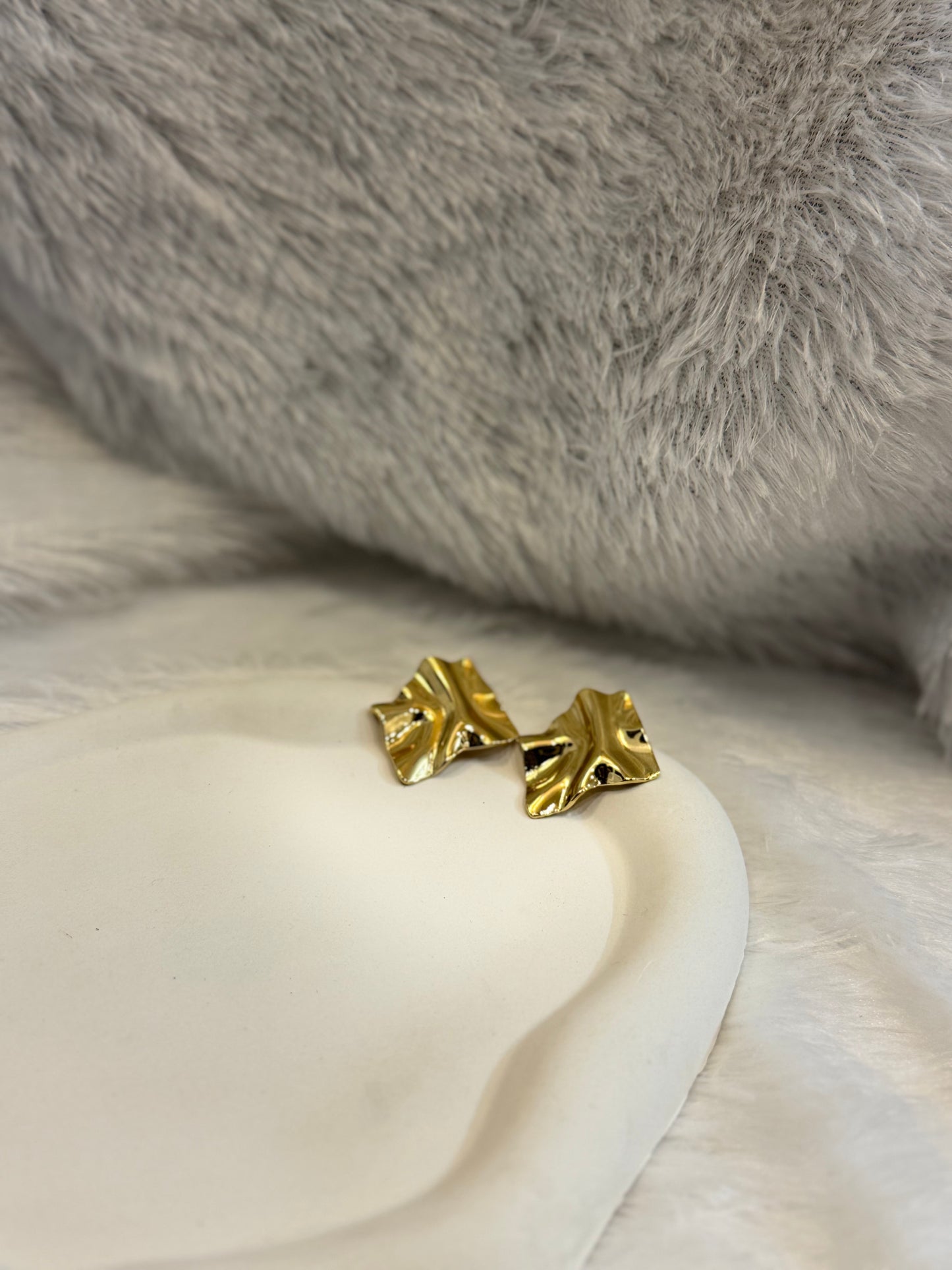 WAVY EARRINGS