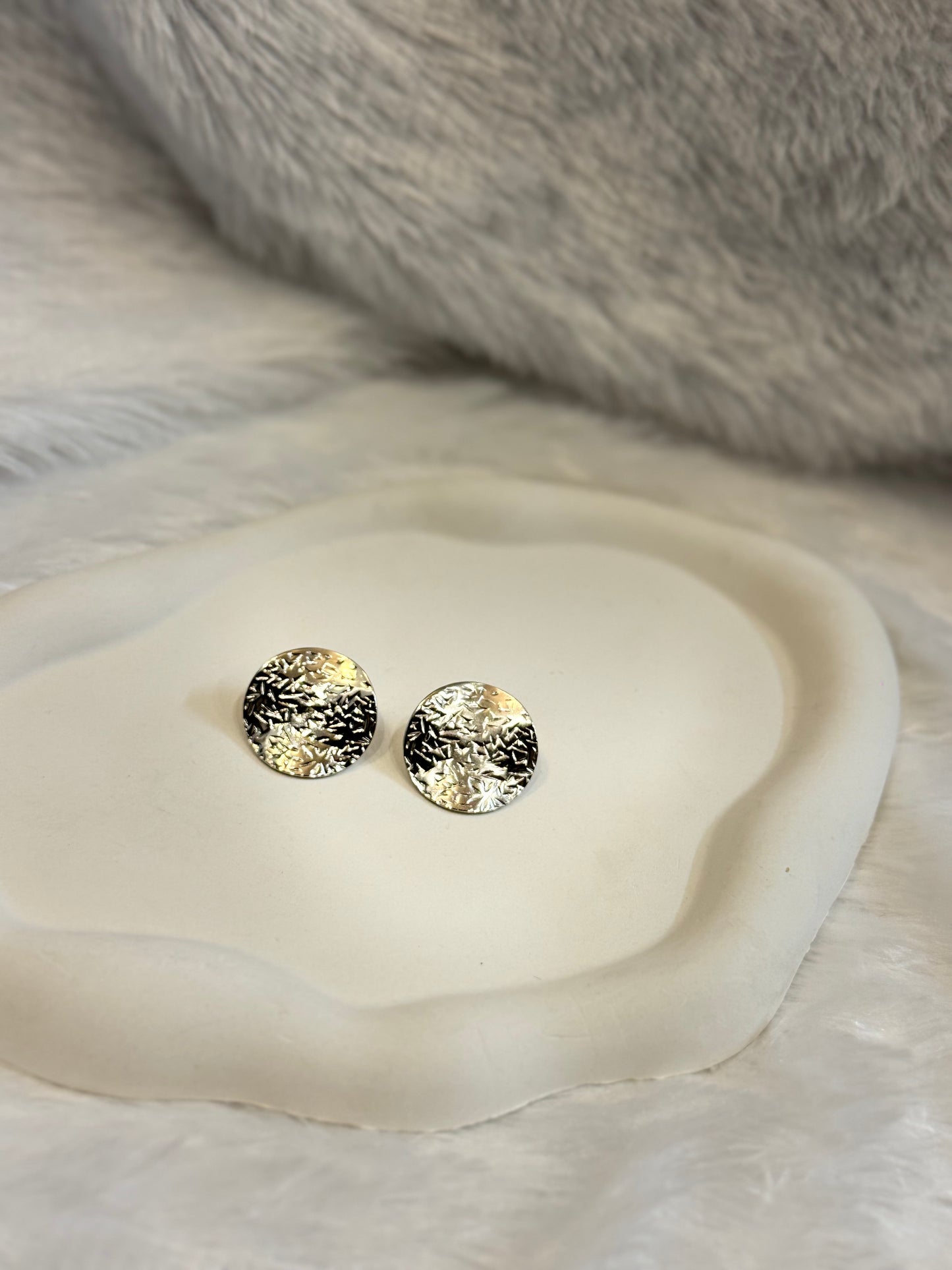 DISC EARRINGS