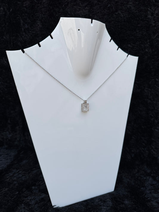 STELLAR CHARM PENDANT