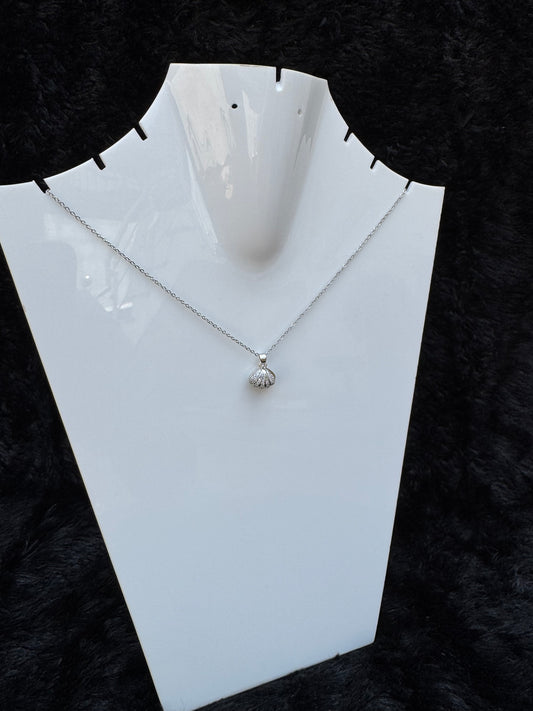 SHELL OPENABLE PENDANT