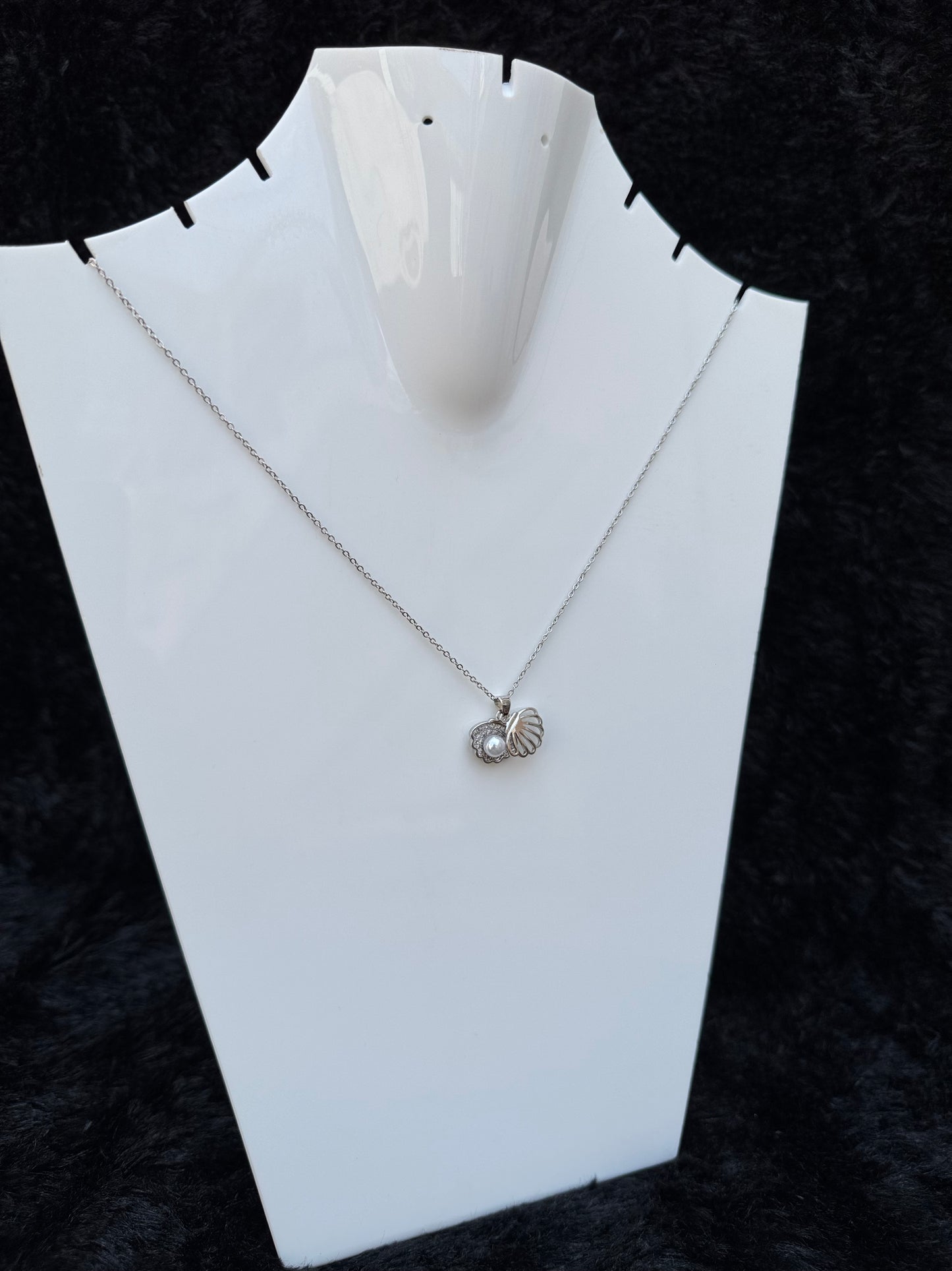 SEASHELL PENDANT