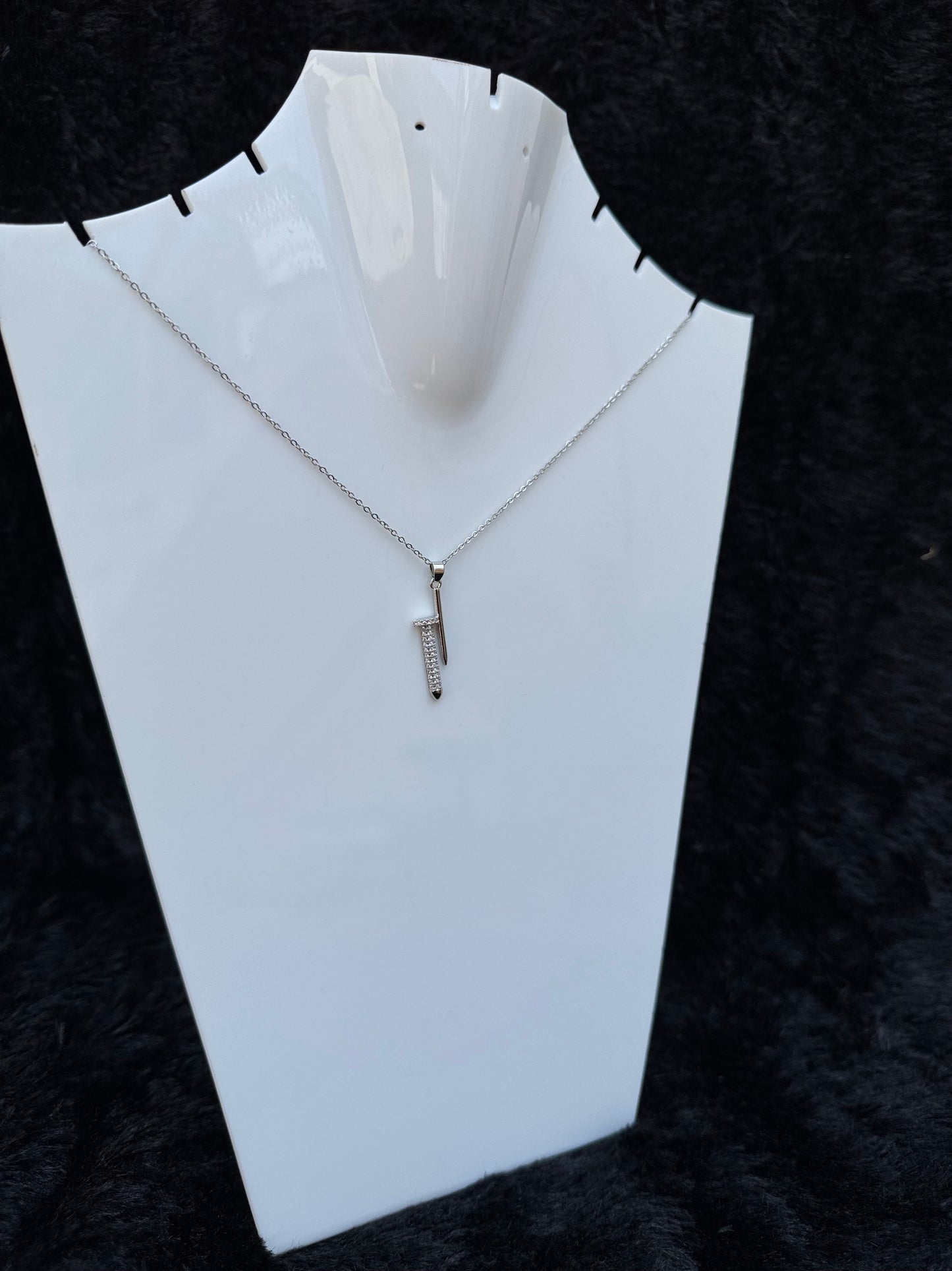 NAIL PENDANT