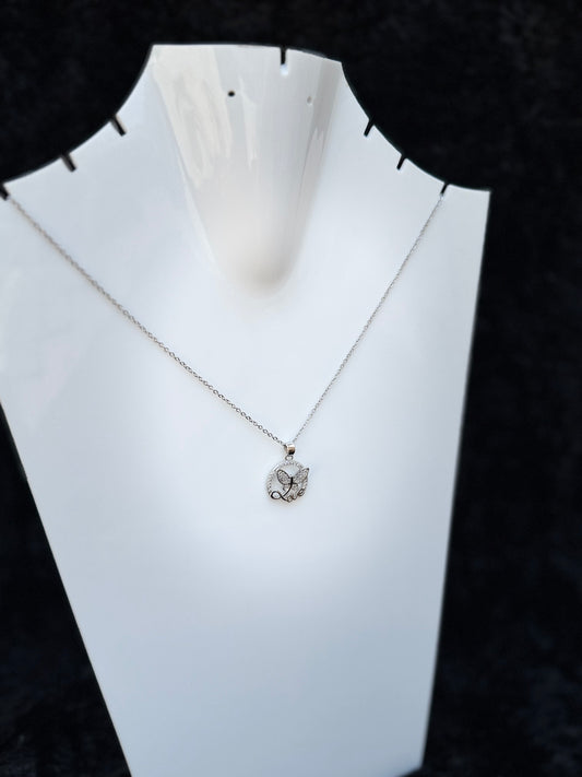 LOVE BUTTERFLY PENDANT