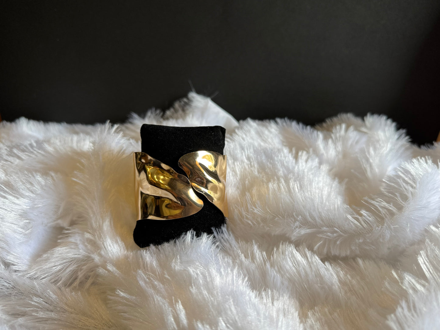 MOLTO CUFF BRACELET
