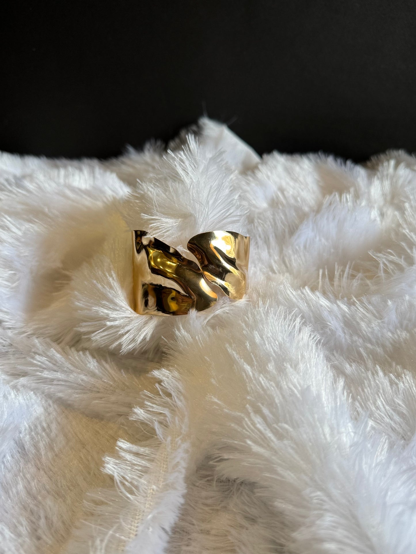 MOLTO CUFF BRACELET