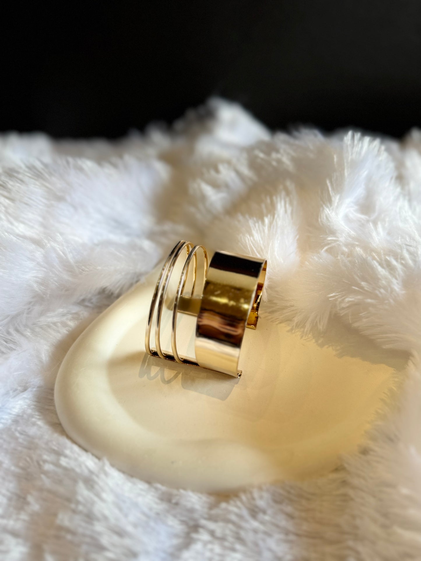 CRATER GOLD CUFF BRACELET