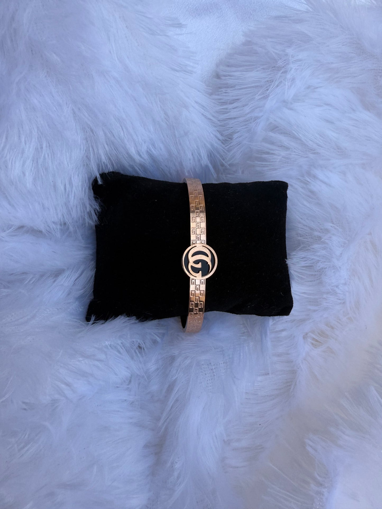 GIA BANGLE BRACELET