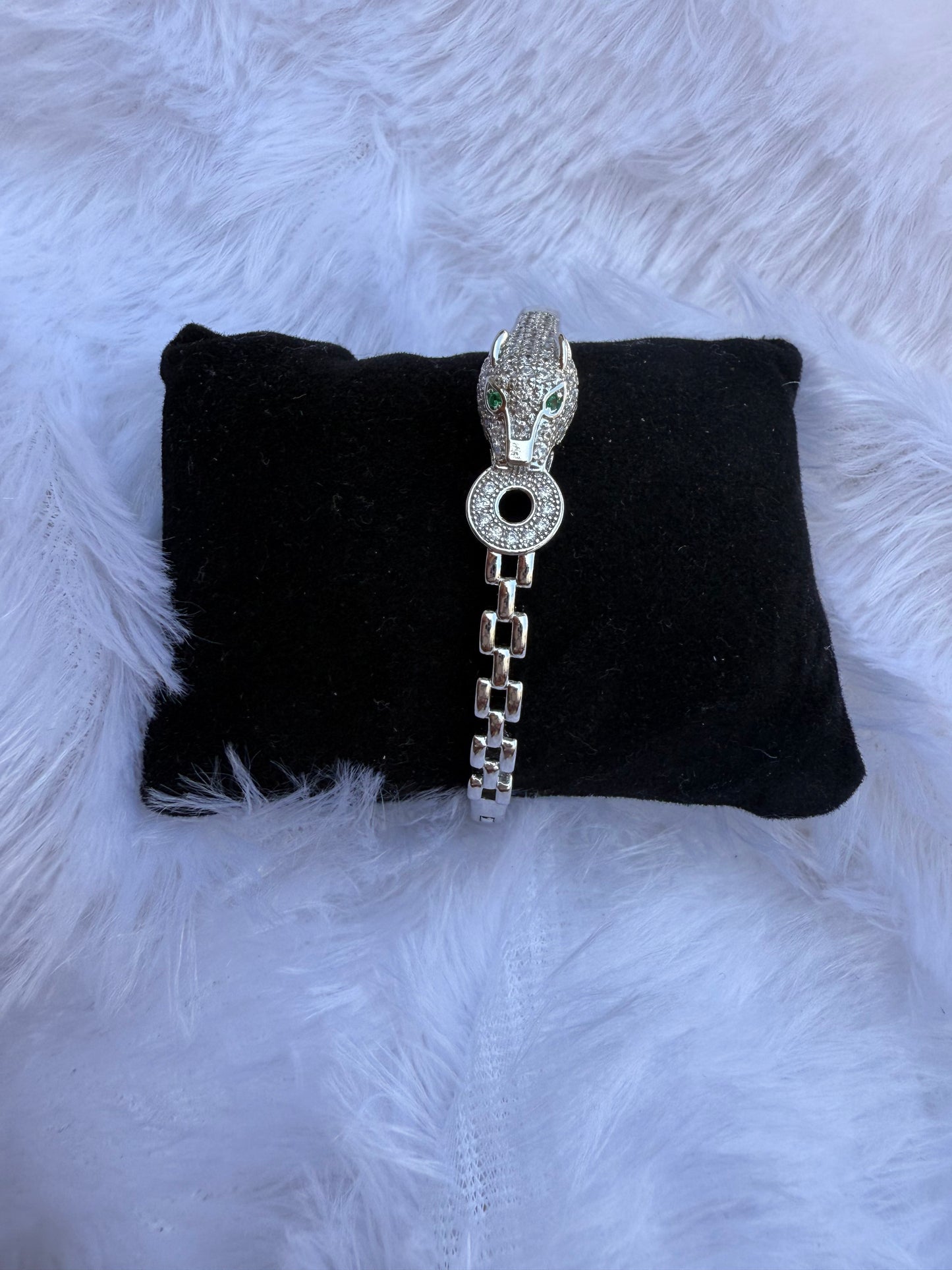 PANTHER BANGLE BRACELET
