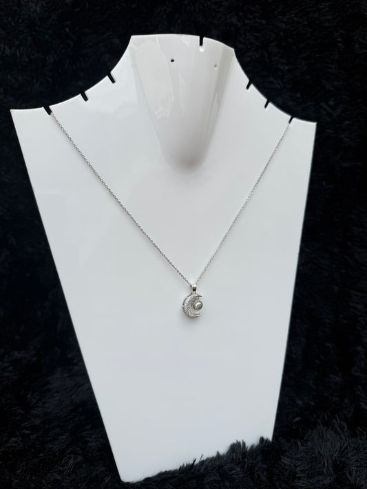 CRESCENT PEARL PENDANT