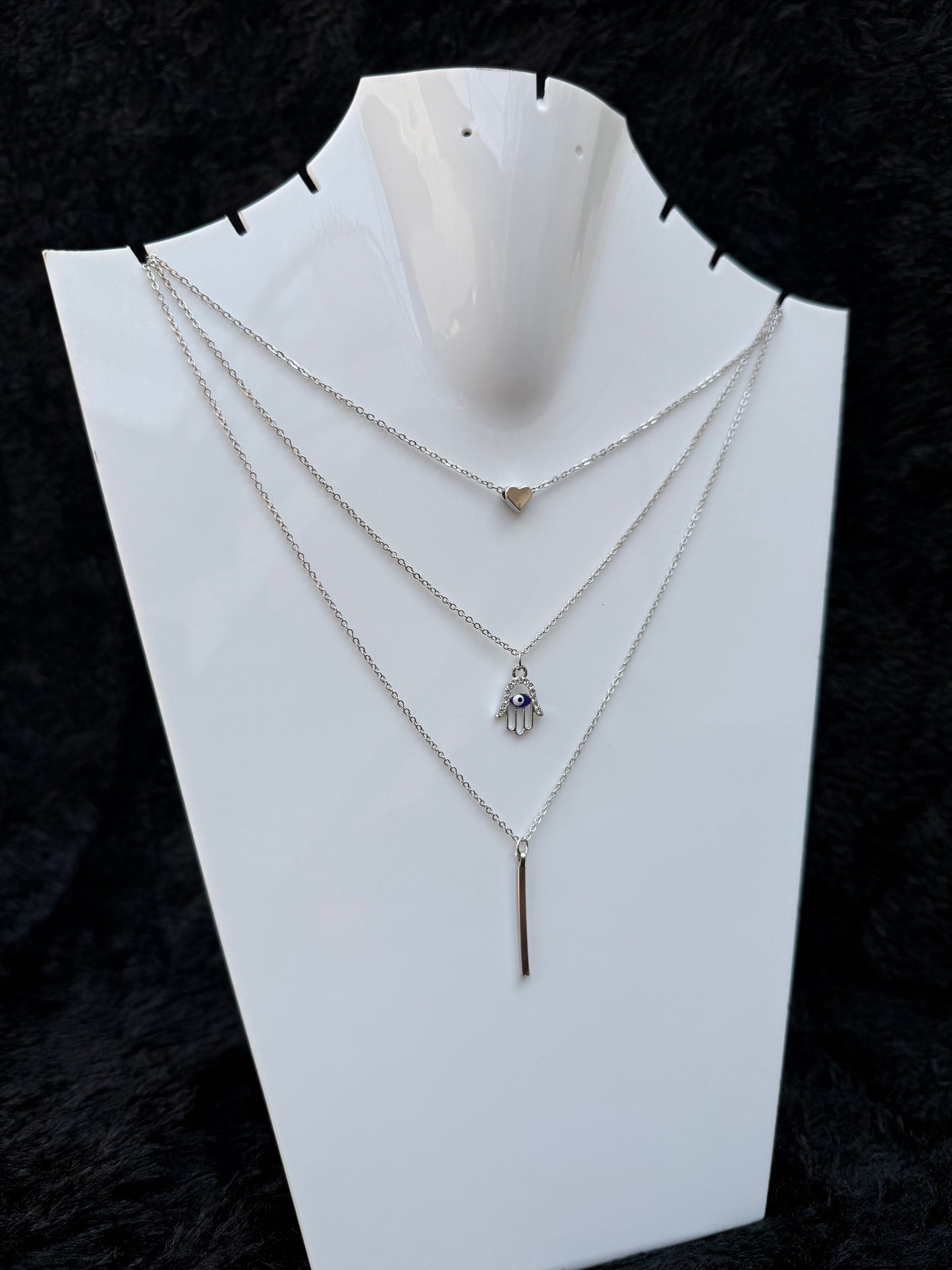 TRIPLE LAYERED HAND NECKLACE