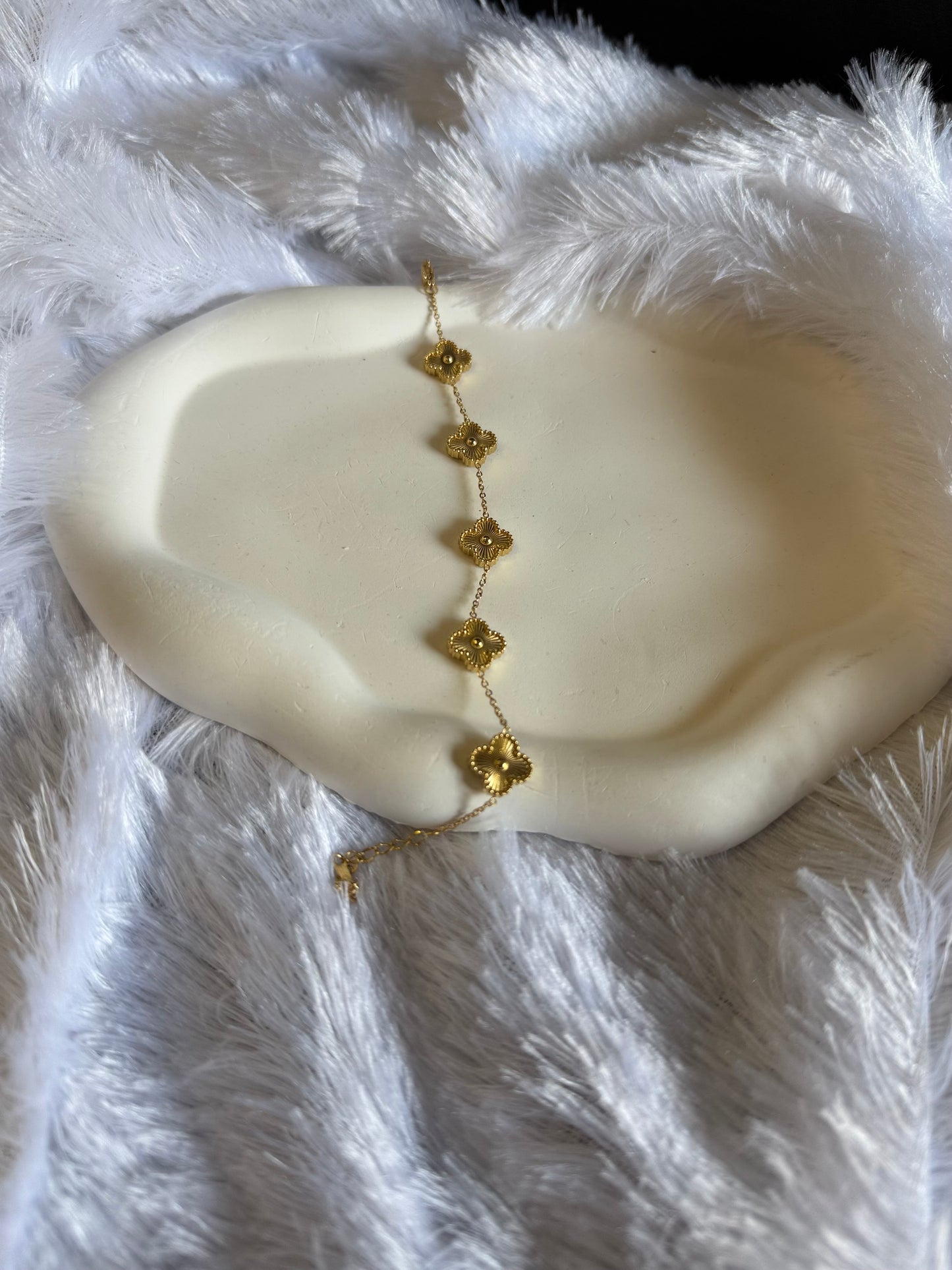 CLOVER BRACELET