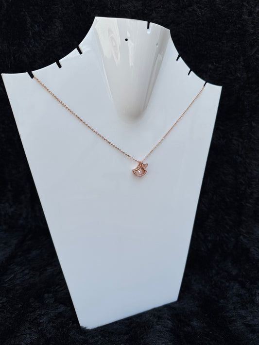 FLEUR PENDANT