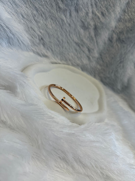 NAIL BRACELET
