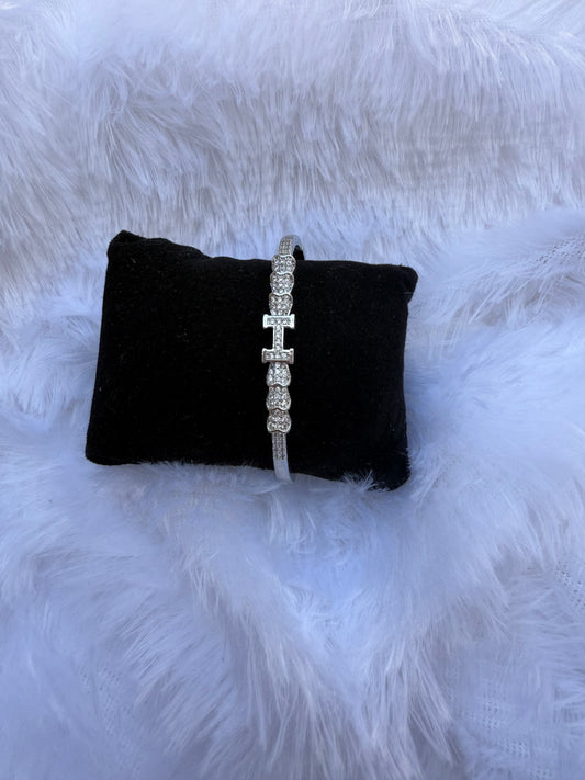 GIVA BRACELET