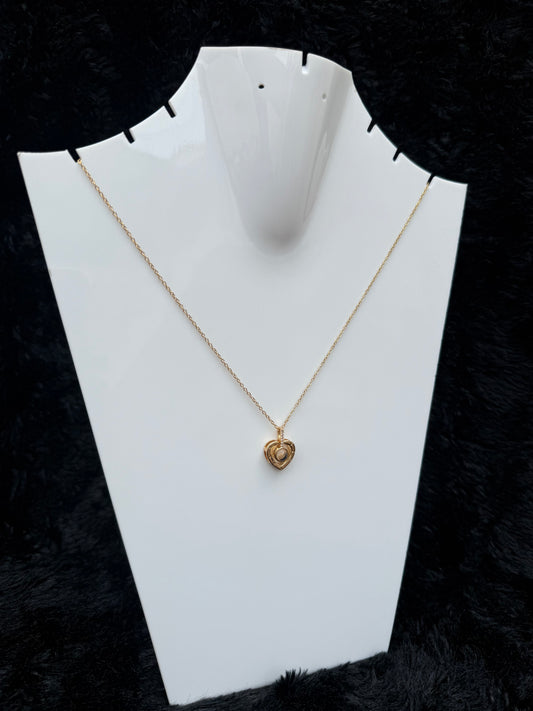 HEART PEARL PENDANT