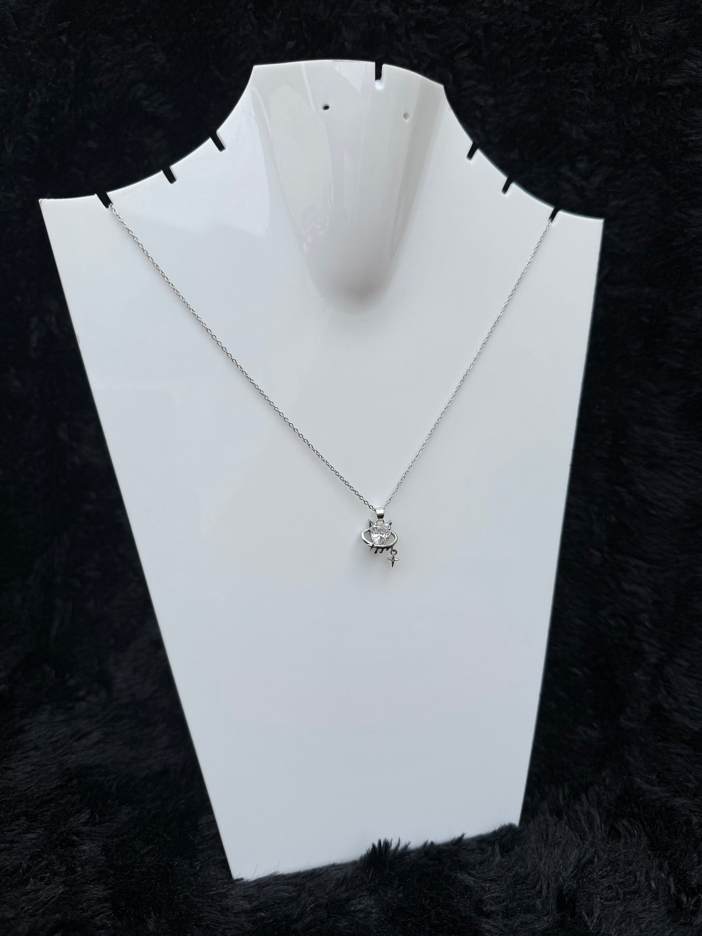 RING CAT PENDANT